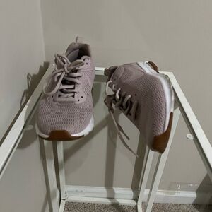 Mauve Nike air Max sneakers